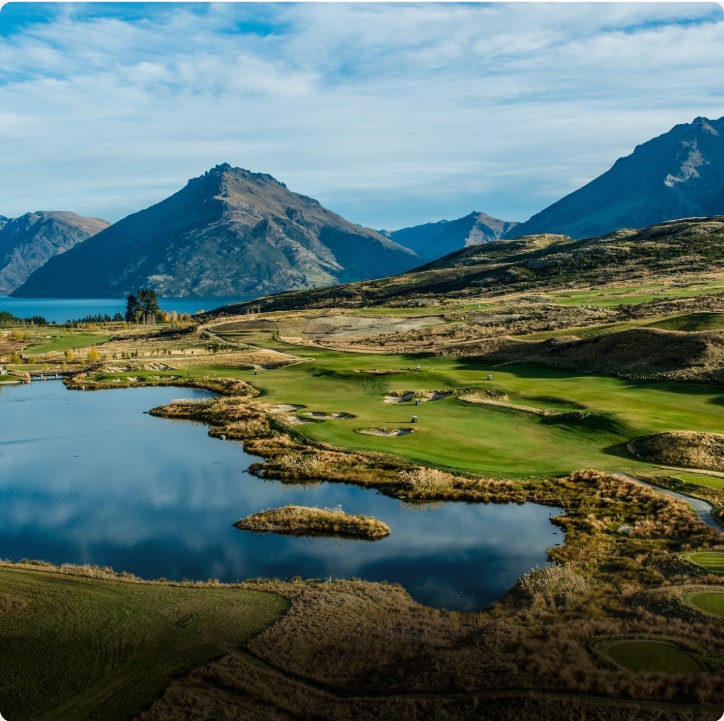 Several golf courses around Queenstown and NZ